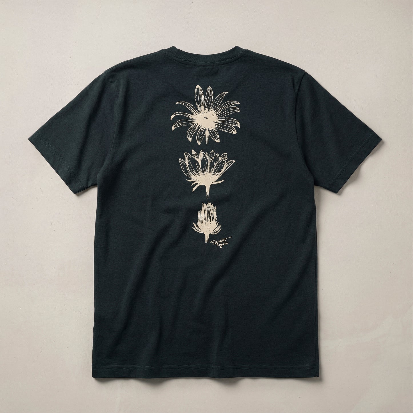 Miera iela - Unisex T-Krekls (Melns)